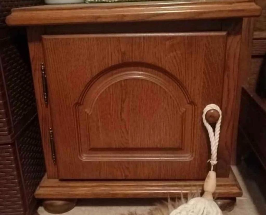 Table de chevet en chêne, Maison & Meubles, Enlèvement, Utilisé