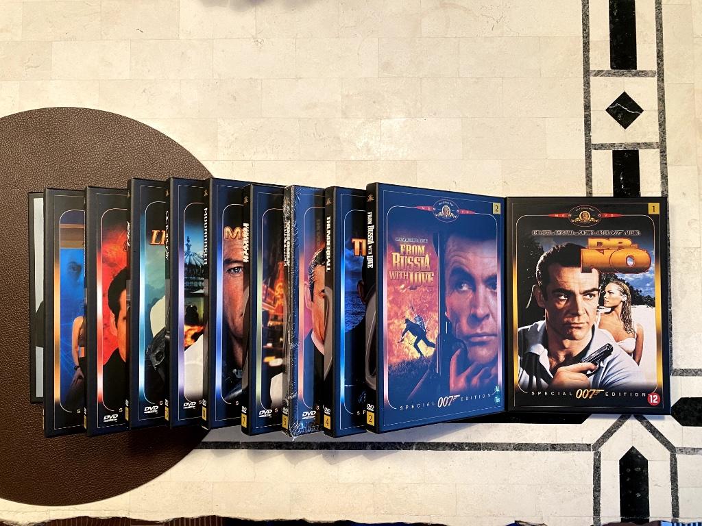 DVD luxe collectie James Bond, losse titels, Cd's en Dvd's, Boxset, Actie, Ophalen of Verzenden, Zo goed als nieuw