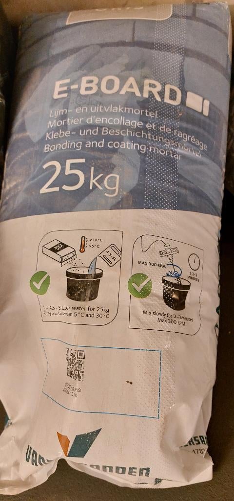 Zak van 25 kg nieuwe lijm- en egalisatiemortel, Ophalen, Nieuw