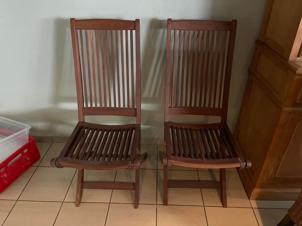 2 houten stoelen, Ophalen