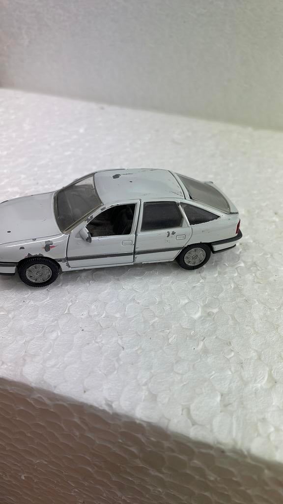 Gama 1162 Opel Vectra, Enlèvement ou Envoi, Comme neuf