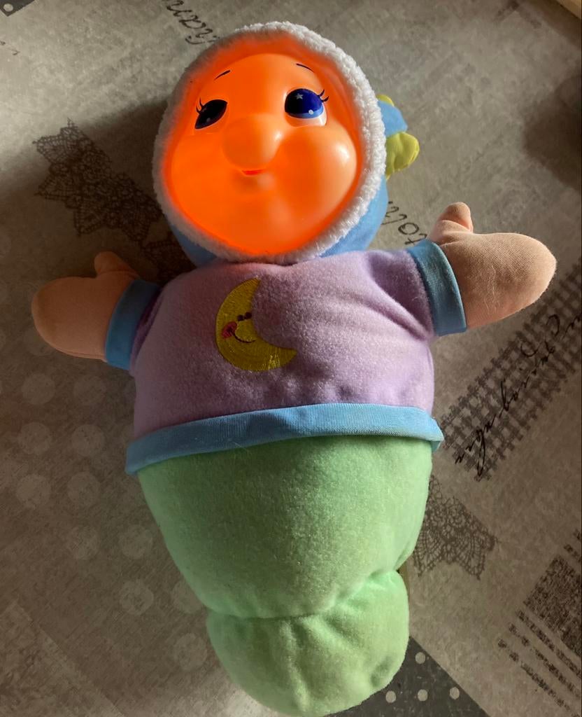 Licht wormpje (knuffel) met muziek,Playskool., Ophalen of Verzenden, Gebruikt, Overige typen, Met licht