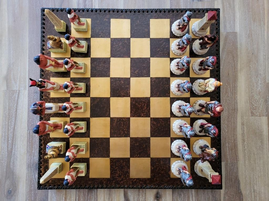 Prachtig  uniek schaakspel, Hobby en Vrije tijd, Ophalen of Verzenden, Zo goed als nieuw
