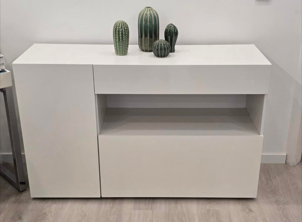 Meuble de buffet à haute brillance, Enlèvement