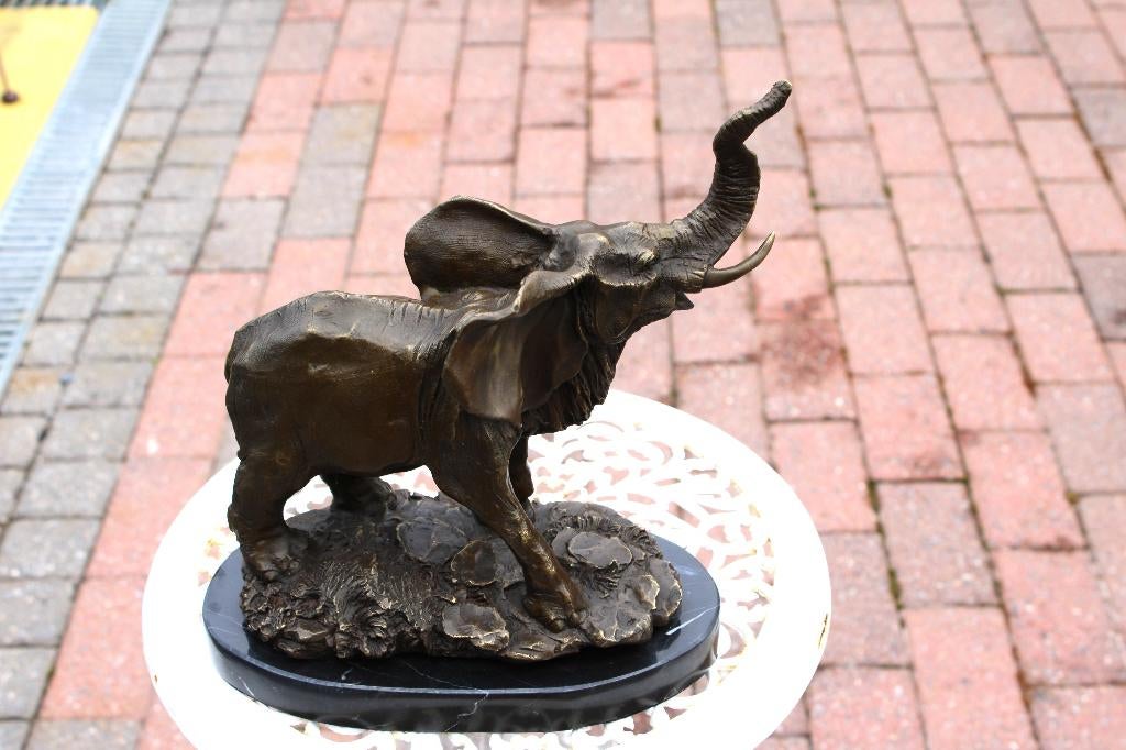 éléphant en bronze signé , BARYE ., Antiquités & Art, Antiquités | Bronze & Cuivre, Bronze, Enlèvement ou Envoi