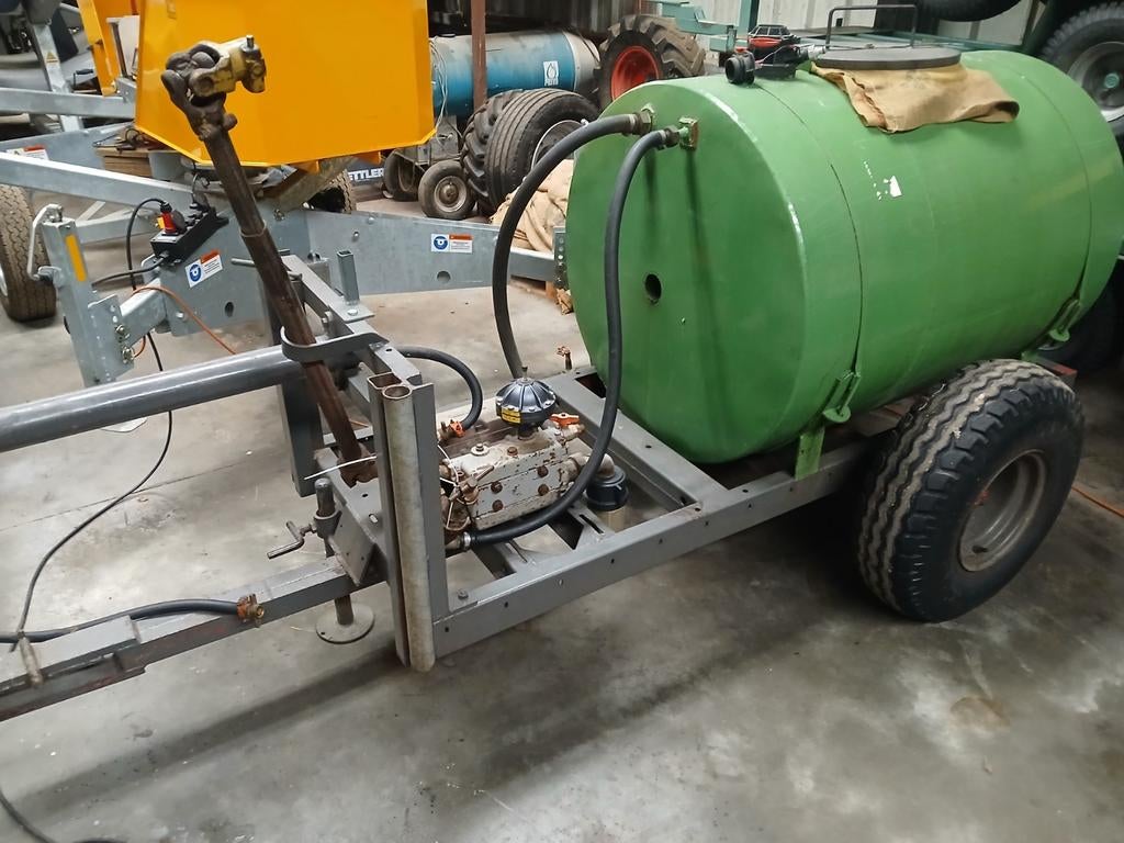 Baril avec pompe, Enlèvement