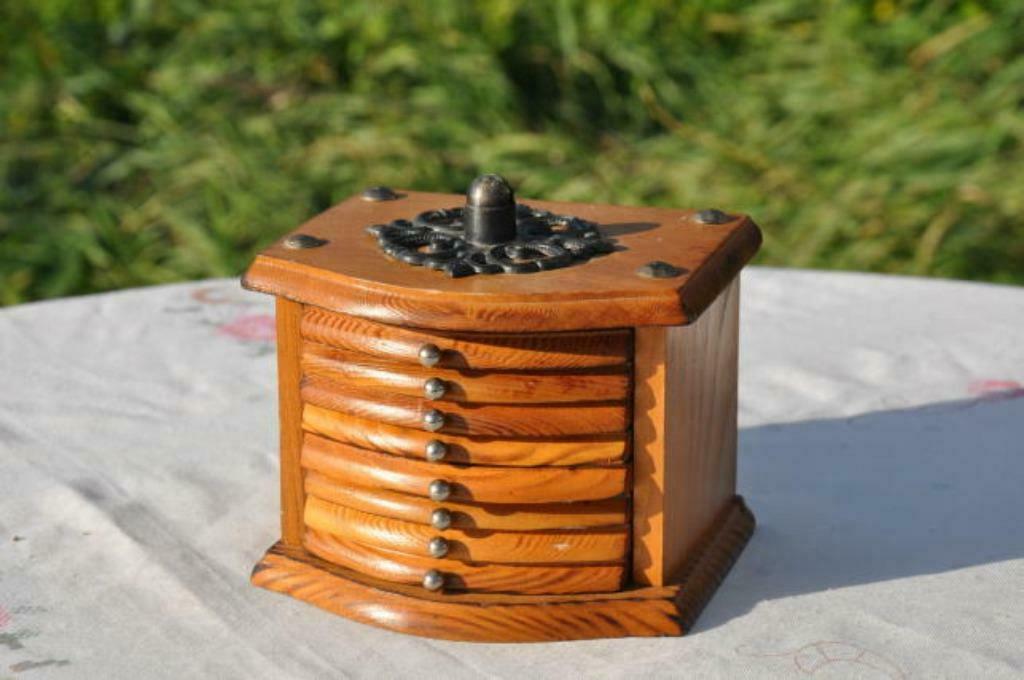 §  sous verre bois et liege armoire, Enlèvement ou Envoi, Utilisé, Verre ou Tasse