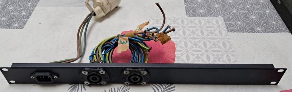 Black panel panneau pour flightcase fly case 19" 1u Speakon, Enlèvement ou Envoi, Lumières