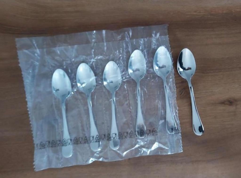 Ménagère Brighton Neuve 24 Pieces inox argenté, Maison & Meubles, Enlèvement ou Envoi, Argent