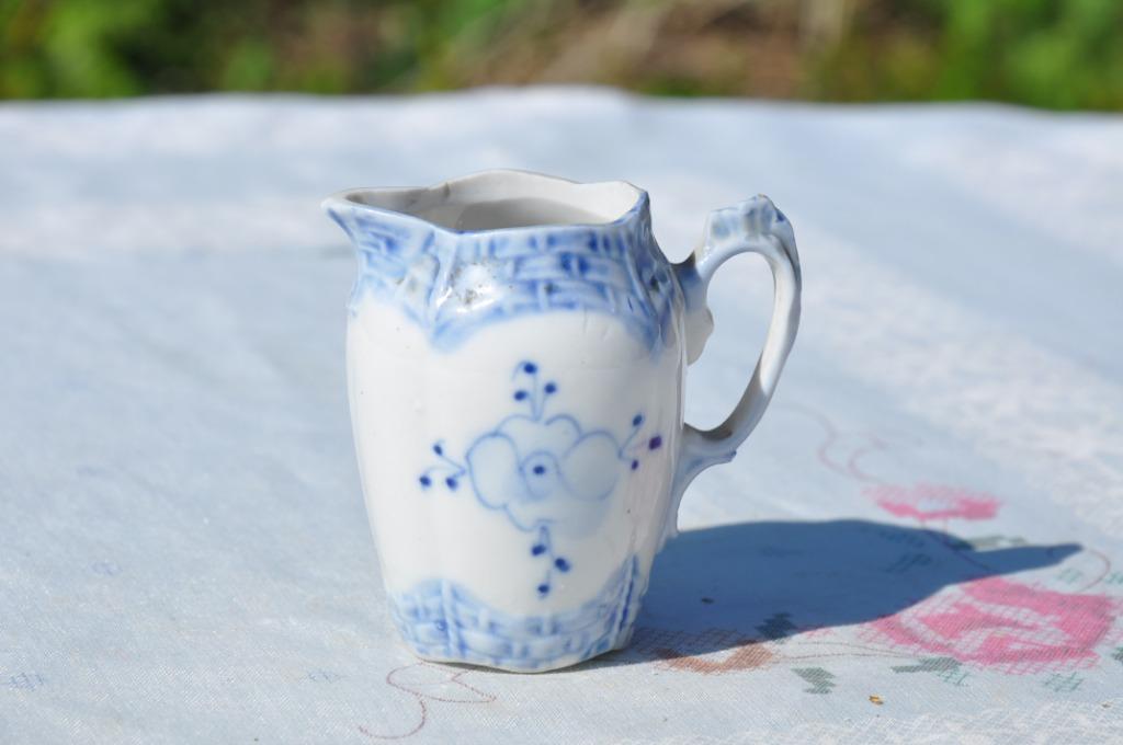 cremier en porcelaine decor fleur bleu (3), Antiek en Kunst, Ophalen of Verzenden