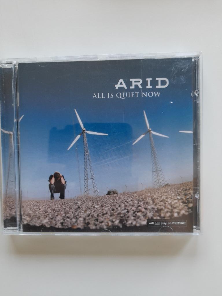 Arid, Ophalen of Verzenden, Zo goed als nieuw