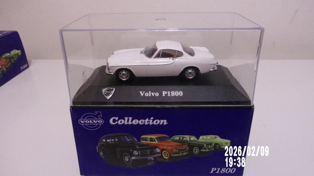 ATLAS 1/43 NEUVE. VOLVO P1800 en BOITE + VITRINE., Ophalen of Verzenden, Nieuw, Auto, Overige merken
