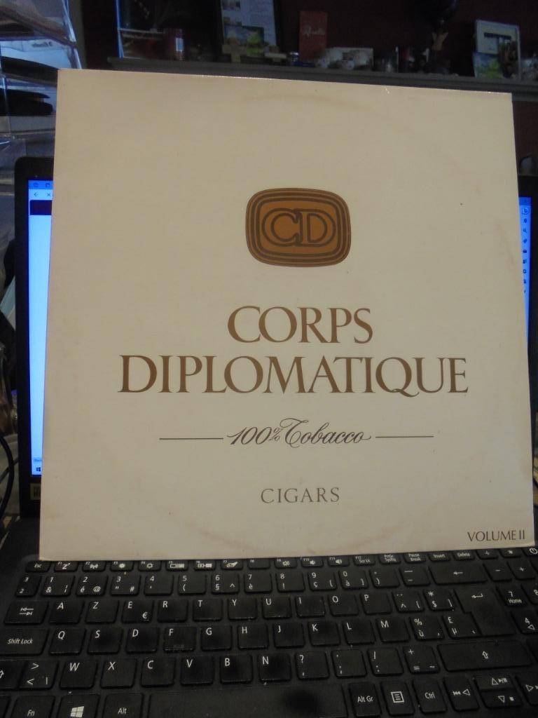 Corps Diplomatique, Ophalen of Verzenden, Zo goed als nieuw