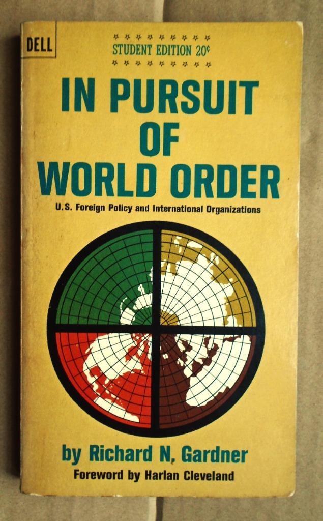 In Pursuit of World Order, U.S. Foreign Policy & ... - 1965, Gelezen, H. Cleveland (1918–2008), Ophalen of Verzenden, Politiek en Staatkunde