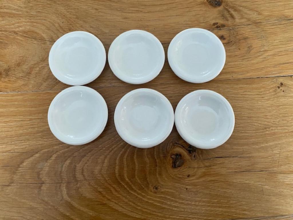 6 witte kleine bordjes/schaaltjes, Uni, Enlèvement ou Envoi, Utilisé, Balance ou Balances