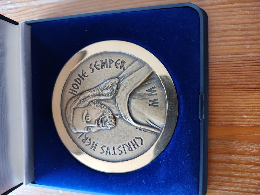 medaille Christus 80 diameter, Postzegels en Munten, Ophalen of Verzenden