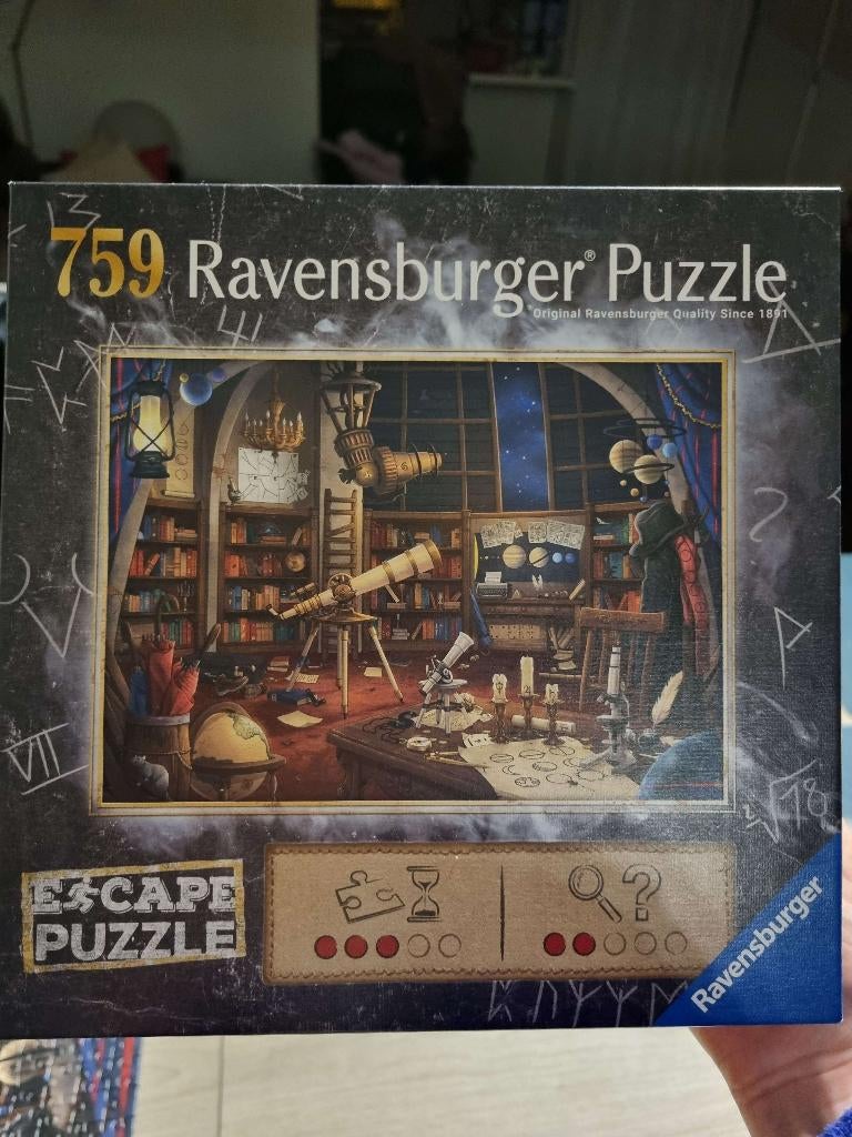 Escapepuzzel Ravensburger - 759 stukjes, Hobby en Vrije tijd, Ophalen, 500 t/m 1500 stukjes, Zo goed als nieuw, Puzzelboek