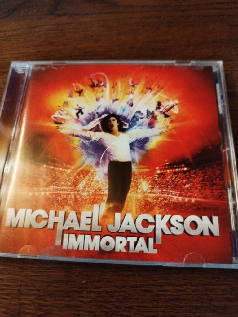 Michael Jackson cd Immortal, Ophalen