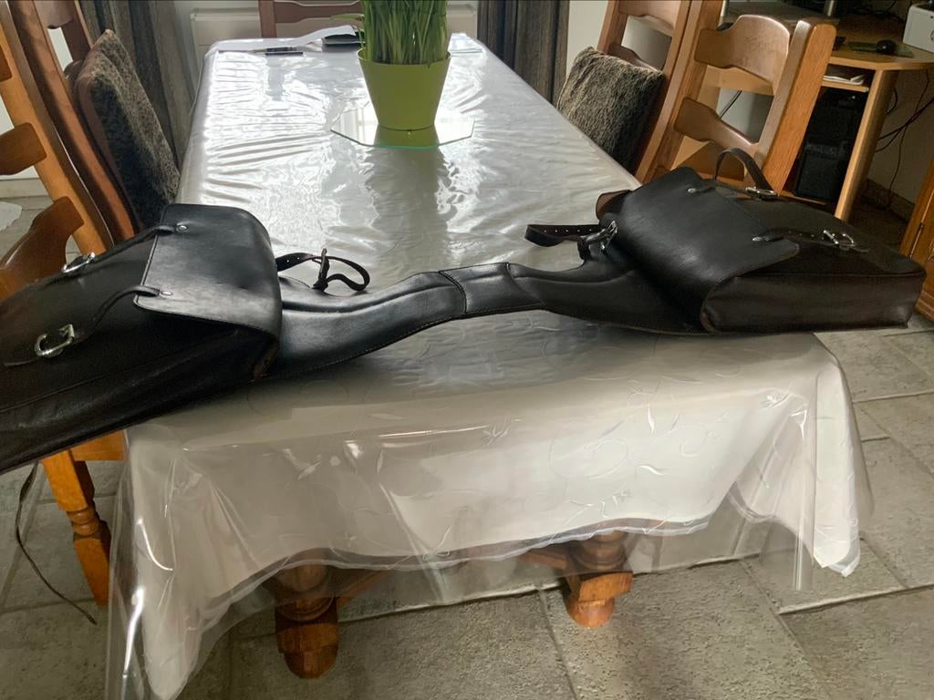 Sacs pour chevaux en cuir, Animaux & Accessoires, Enlèvement, Comme neuf, Récréation