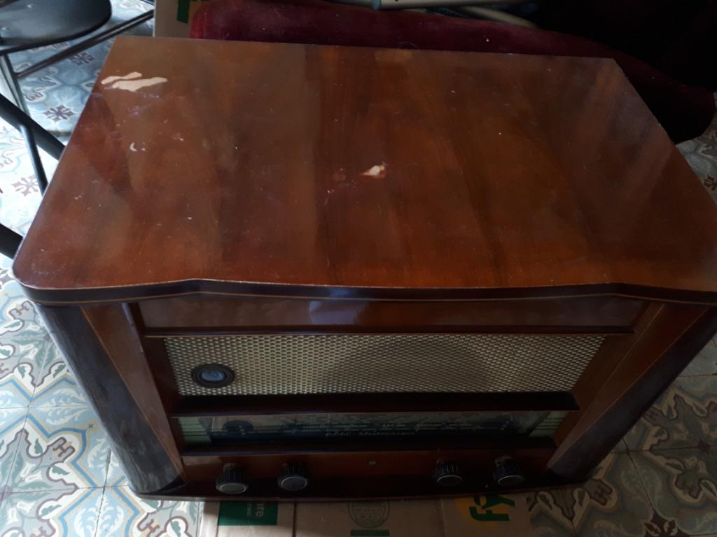 Radio tourne disque ACEC, Enlèvement, Audio et Vidéo