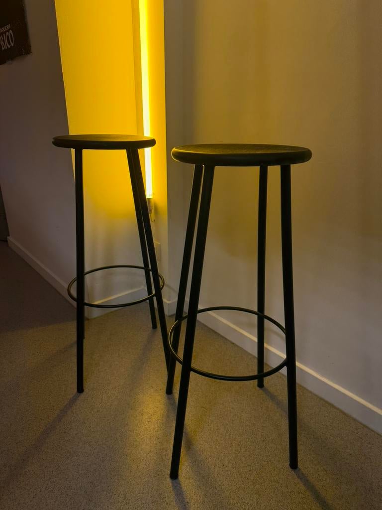 Serax Kruk - 6 stuks - per duo verkoop, Huis en Inrichting, Barkrukken, Ophalen, 5 krukken of meer, Met voetsteun, 60 tot 90 cm