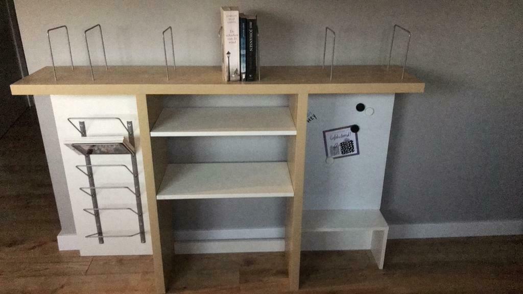 Bureau - bovendeel, Enlèvement