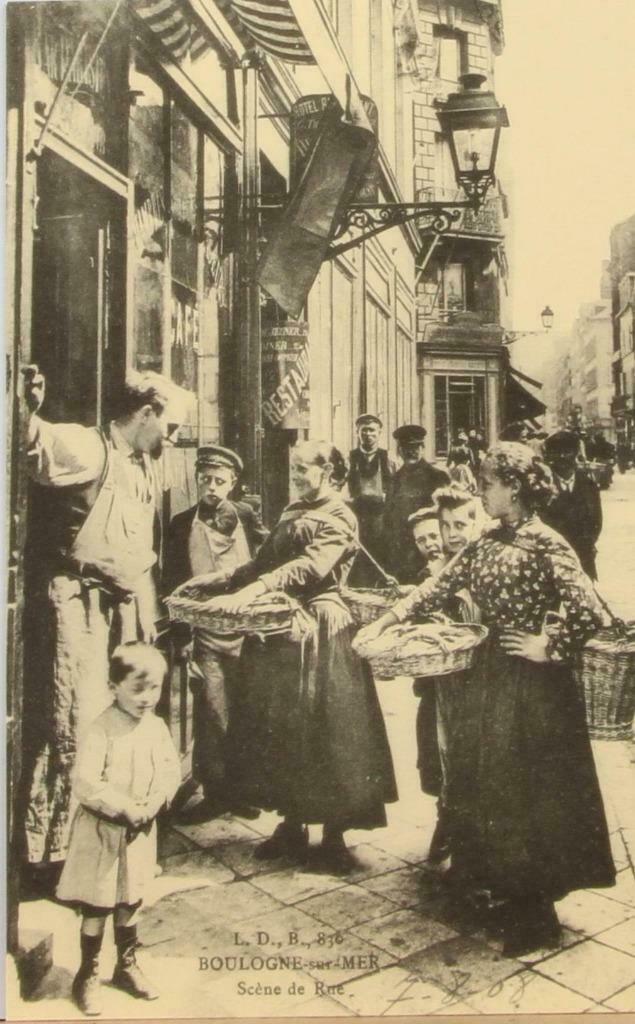 Carte postale ancienne: L.D.B. 830 - Boulogne sur Mer- Scène, Enlèvement ou Envoi, Non affranchie, France