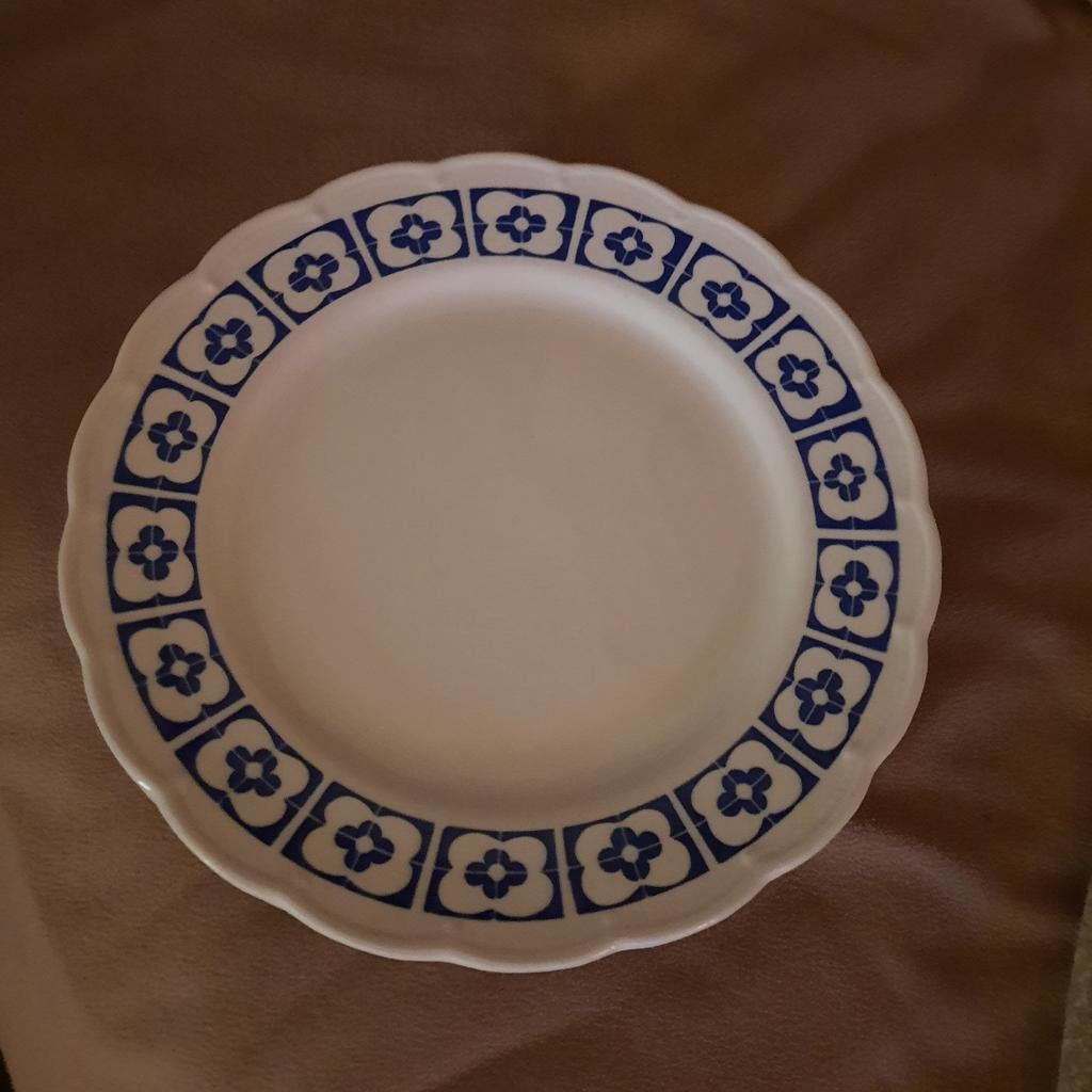 Assiettes BOCH, 4 profondes et 2 plates., Enlèvement ou Envoi