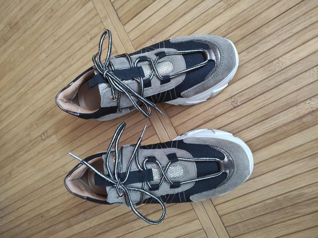 Chaussures 37 Tango, Ophalen of Verzenden, Zo goed als nieuw