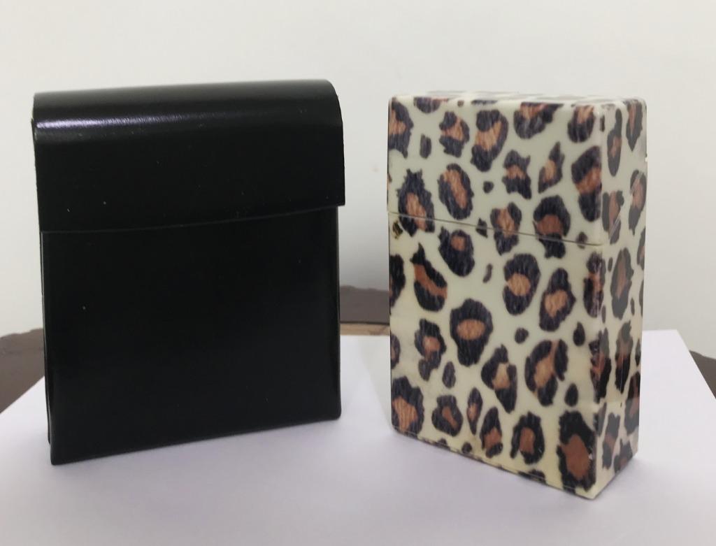 Porte Cigarettes Neuf avec contenu Cuir motif léopard😎🎁🤗, Enlèvement ou Envoi, Neuf, Autres types