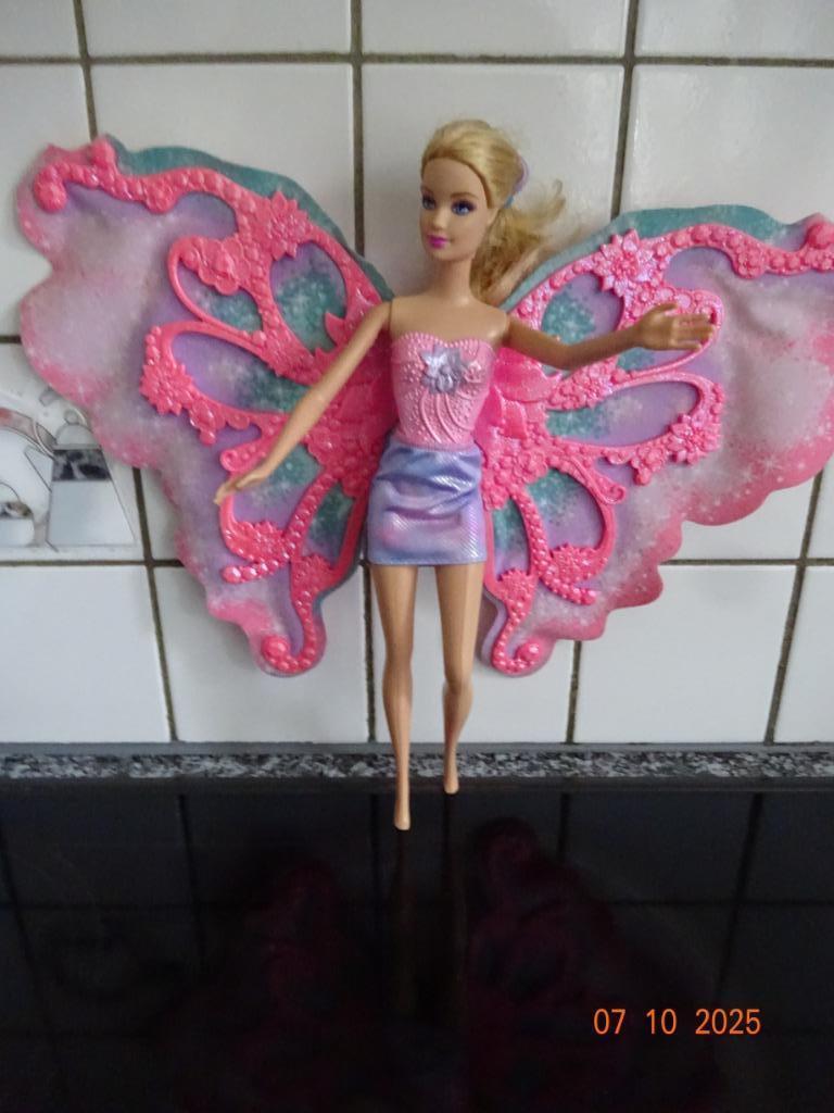 Prachtige barbie met vleugels (fee, elfje), Kinderen en Baby's, Ophalen of Verzenden, Barbie