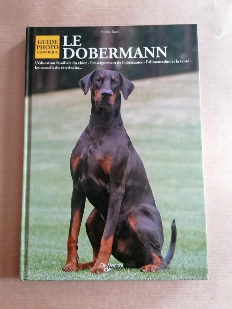 Le Dobermann -  guide photographique De Valeria Rossi, Boeken, Ophalen of Verzenden, Gelezen