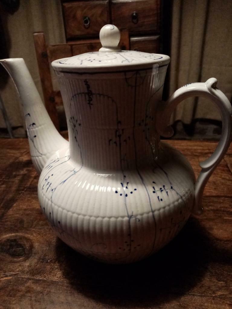 Villeroy Boch antieke pot, Antiquités & Art, Enlèvement ou Envoi