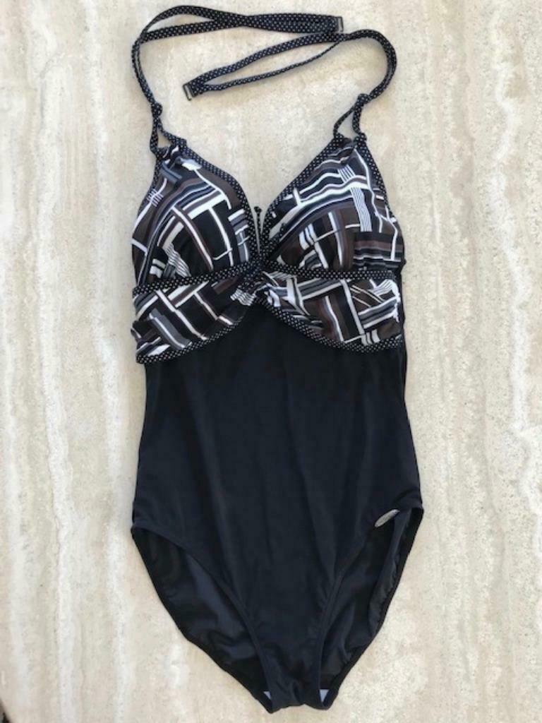 Nieuw zwart badpak SUNFLAIR - mt 40 - cup C (zn4845), Kleding | Dames, Badmode en Zwemkleding, Zwart, Nieuw, Badpak, Ophalen of Verzenden