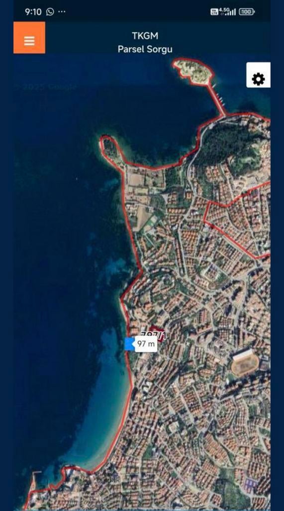 Triplex meublé à vendre à 100 mètres de la mer à Kuşadası, Immo, Ville, Maison d'habitation, 170 m², 4 pièces
