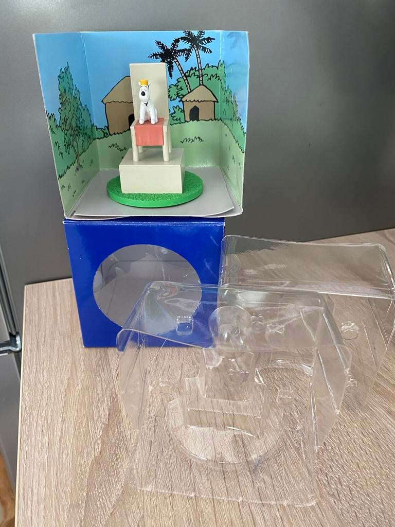 Tintin - Scène PVC Milou trône, Enlèvement ou Envoi, Tintin, Neuf
