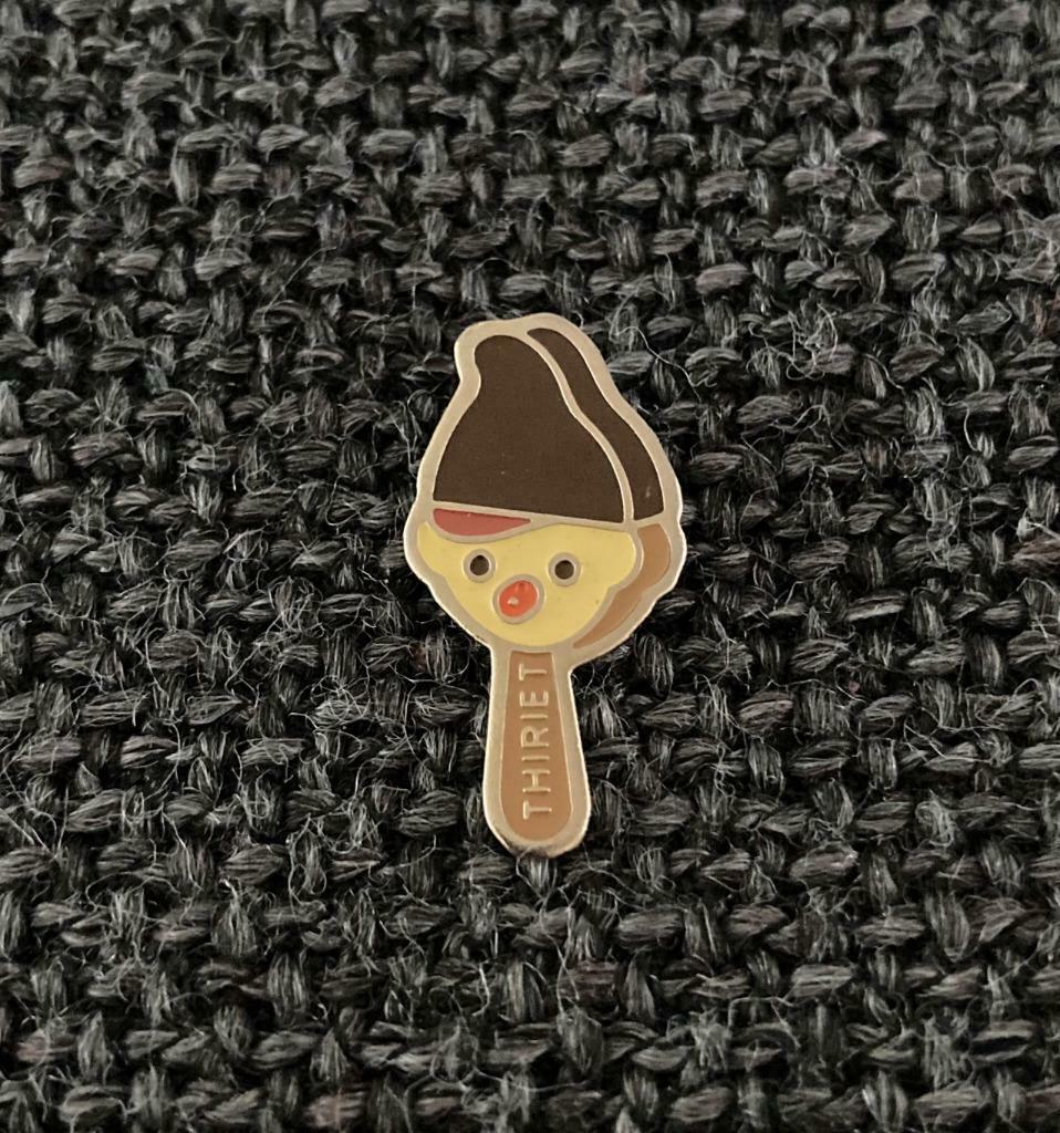 PIN - THIRIET - ICE CREME - GLACE - IJS, Envoi, Utilisé, Marque, Insigne ou Pin's