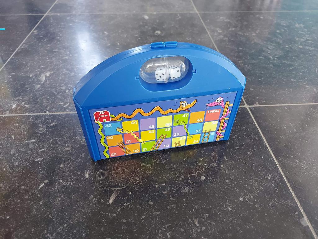 Jeu de l’oie et du serpent portable, Comme neuf