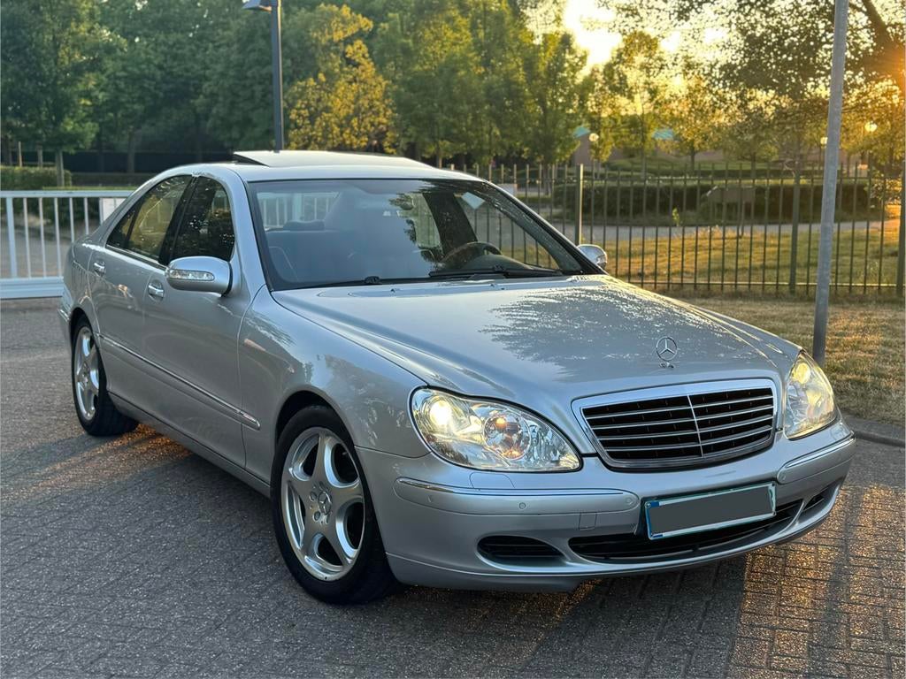Mercedes S320 // FACELIFT // FULL OPTION, Auto's, Mercedes-Benz, Automaat, Zwart, Leder, Bedrijf