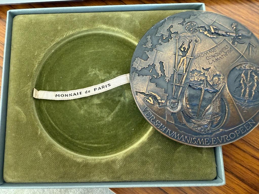 Bronzen medaille, spiritualiteit uit het oude Europa, 1968, Verzenden, Nieuw