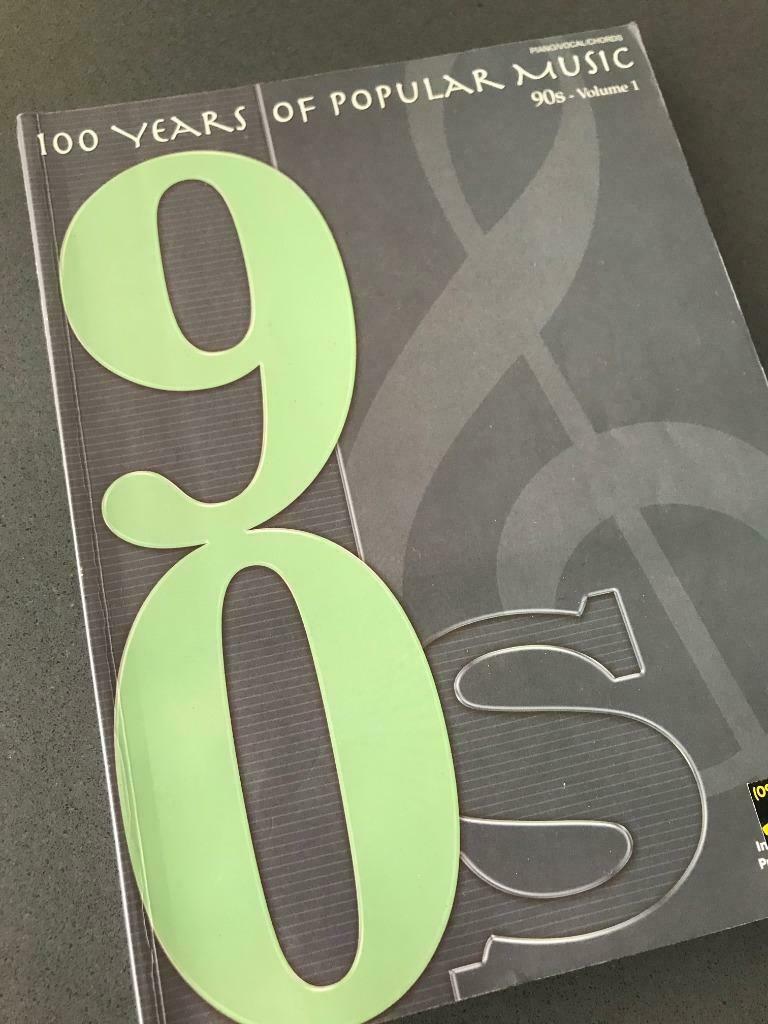 PARTITUUR - 100 Years Of Popular Music - 90s - Volume 1, Enlèvement ou Envoi, Comme neuf, Autres sujets/thèmes