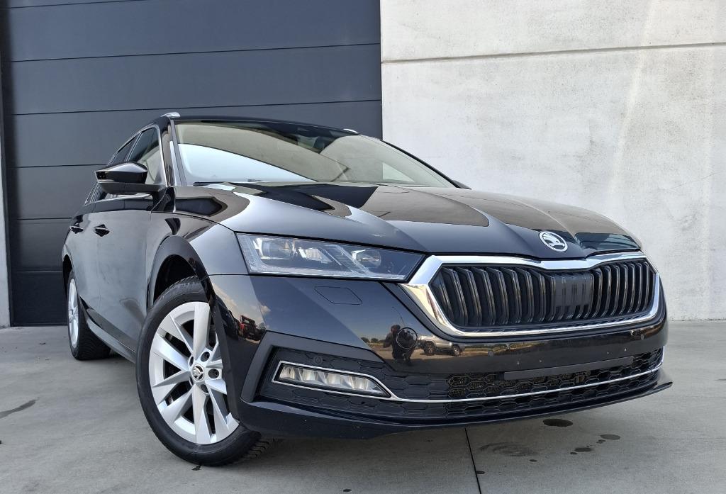 Skoda Octavia Combi | PHEV | DSG | Style, Autos, Skoda, 1395 cm³, Cuir et Alcantara, Achat, Entreprise
