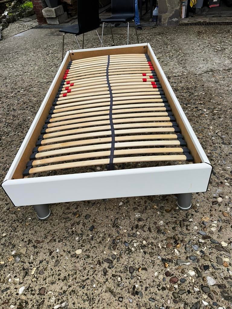 cadre de lit 90/200, Enlèvement, Comme neuf, Matelas