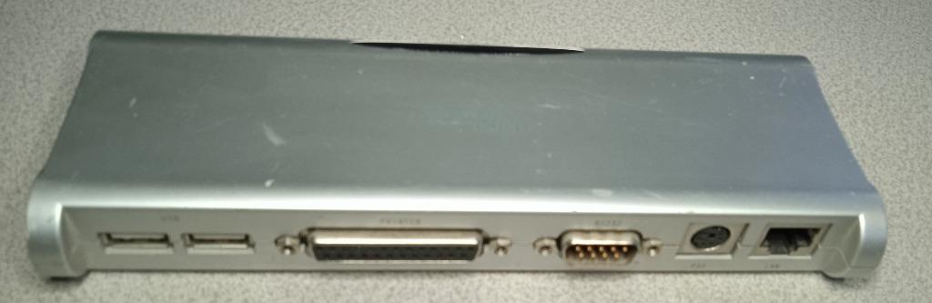 Fujitsu Siemens Port Replicator USB-PRO4 - Network,RS232,Pri, Enlèvement ou Envoi, Utilisé, Station d'accueil, Portable