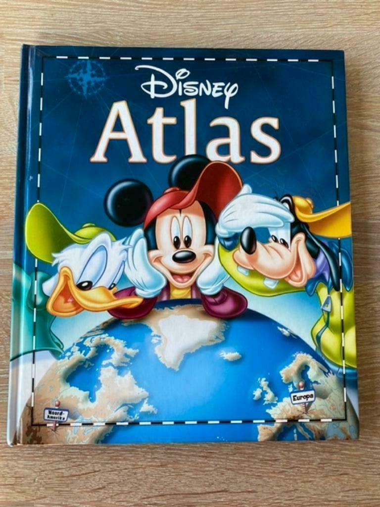 Disney atlas, Boeken, Ophalen of Verzenden, Gelezen