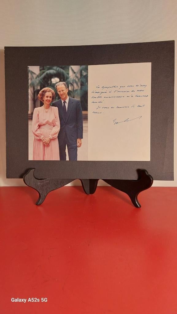 Carte de remerciement originale de la famille royale., Collections, Photos & Gravures, Comme neuf, Photo, 1980 à nos jours, Enlèvement ou Envoi