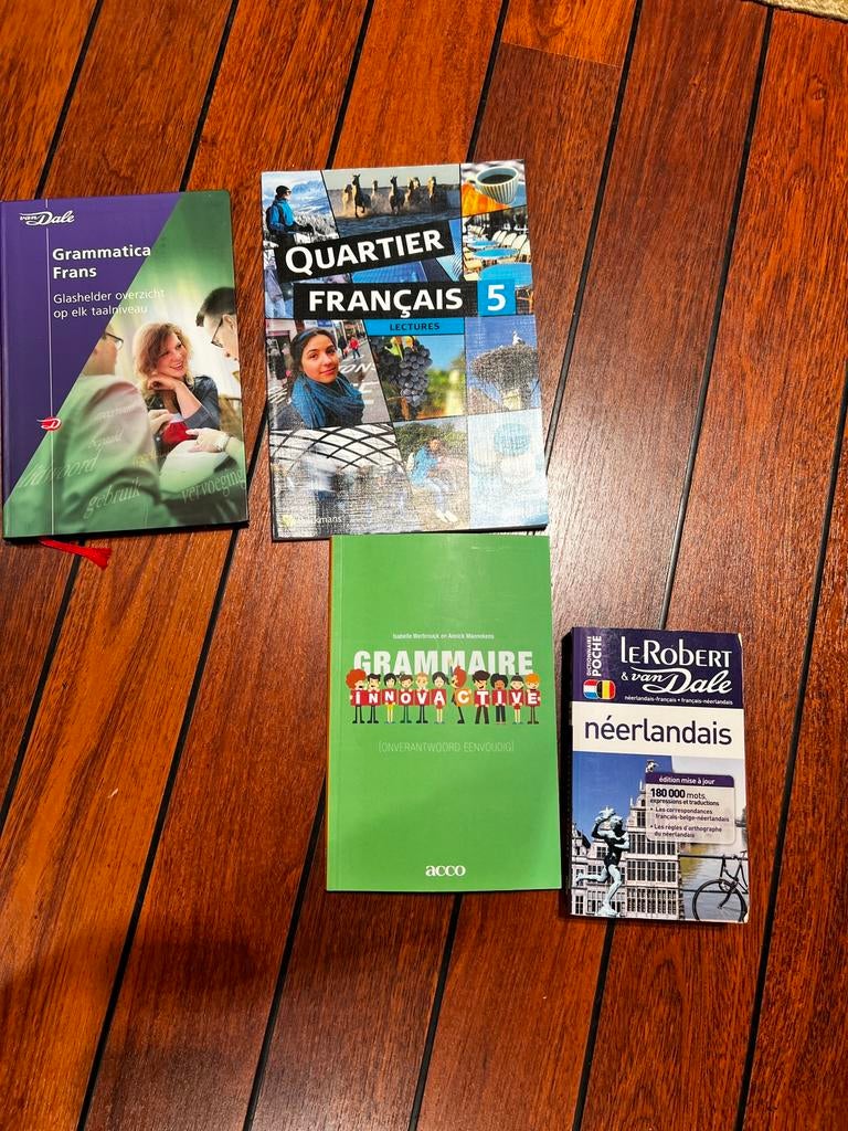 4 schoolboeken frans, Ophalen of Verzenden, Zo goed als nieuw