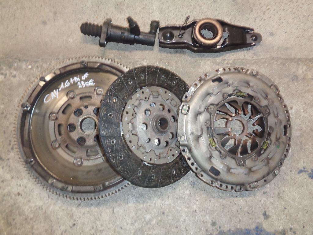 A vendre kit embrayage complet CAY 1.6TDI, Enlèvement, Utilisé, Audi