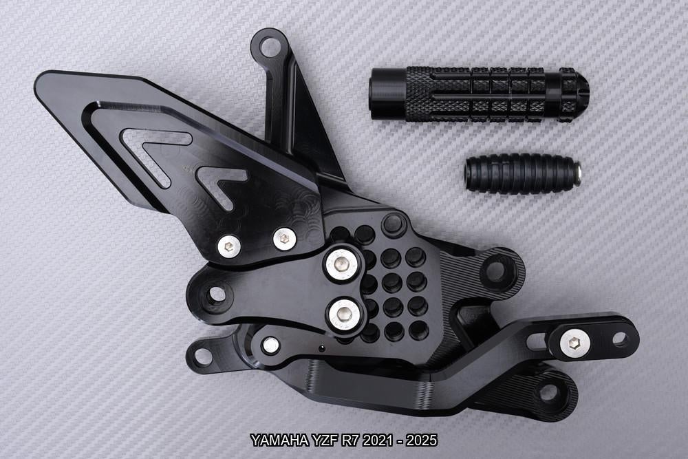 Platine Commandes Reculées YAMAHA YZF R7 2021 - 2025, Enlèvement ou Envoi, Neuf