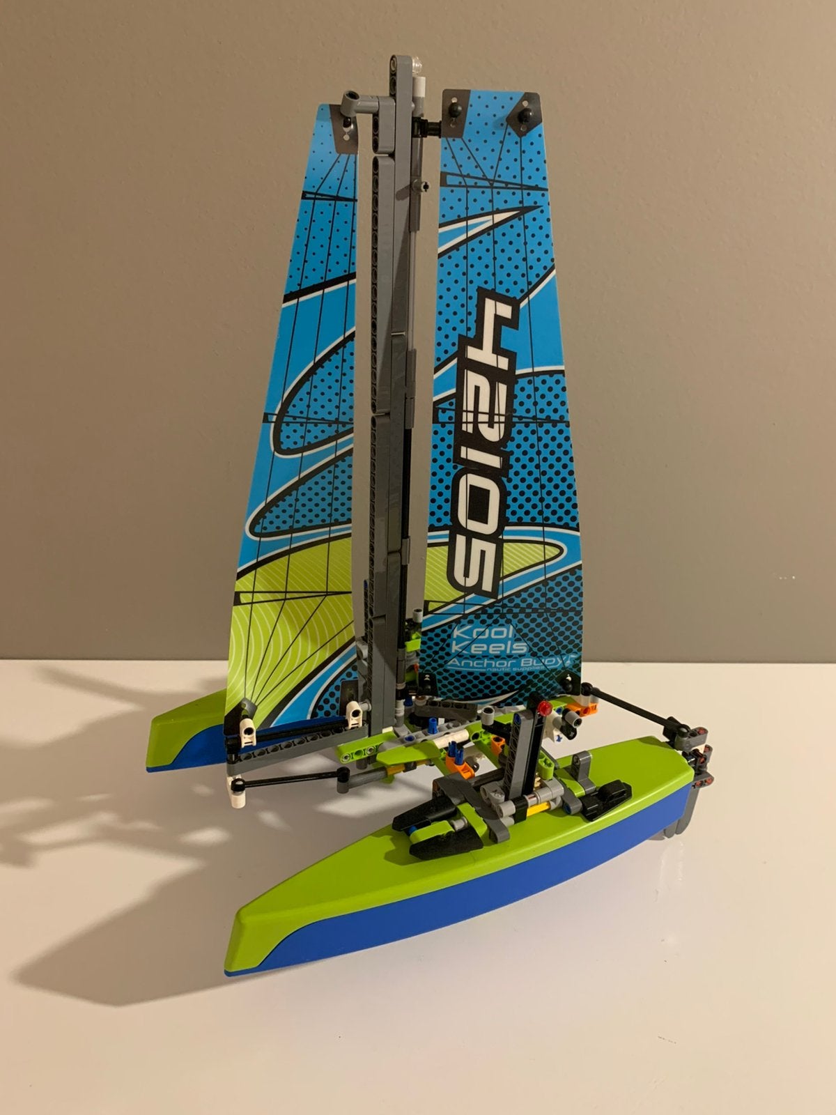 LEGO 42105 Catamaran Technic complet bon état, Enlèvement ou Envoi, Lego, Ensemble complet, Utilisé